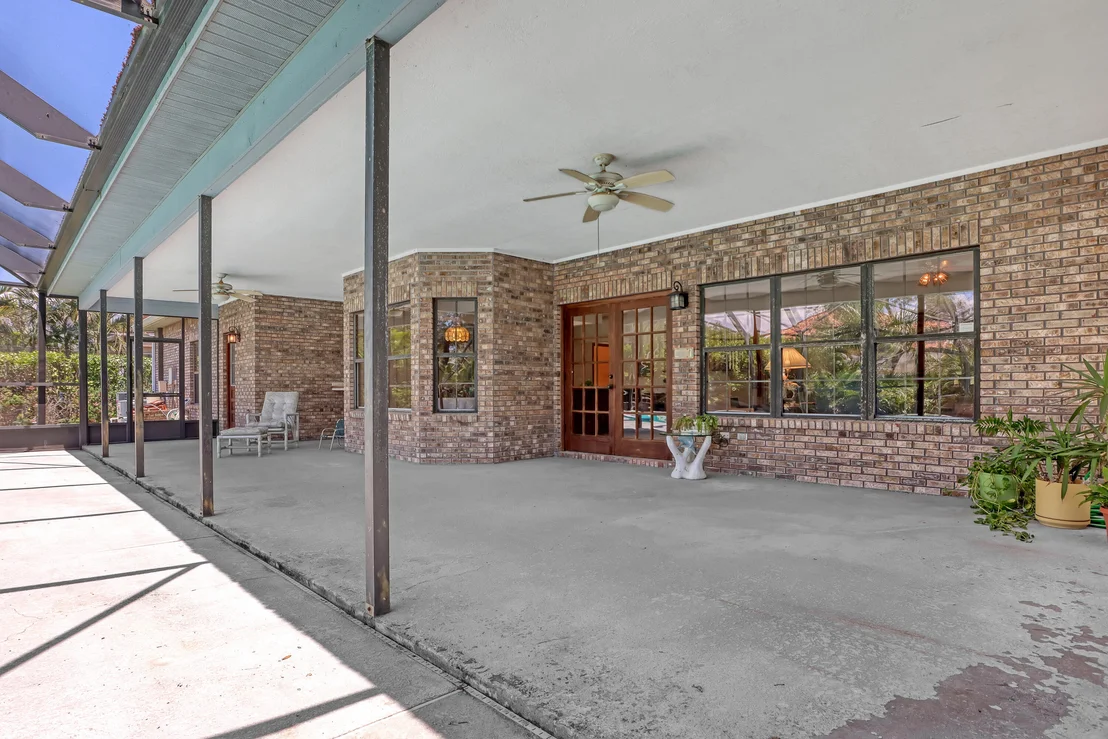 Photo of 561 Nightingale Drive