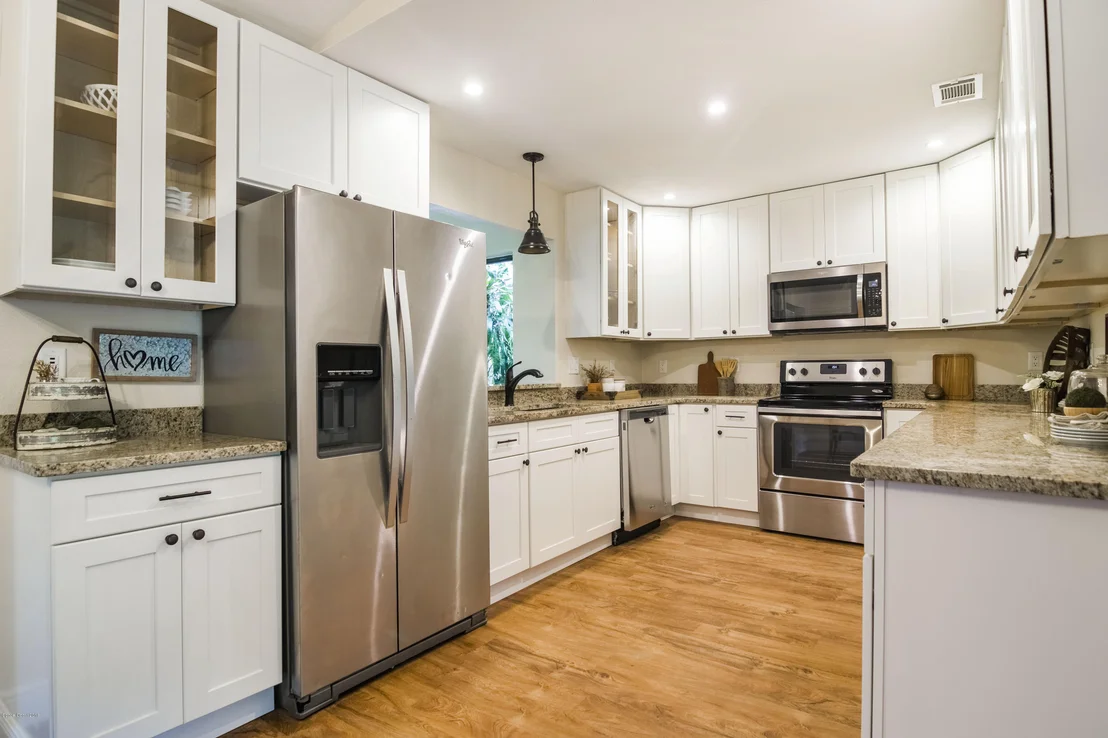 Photo of 11086 Roseland Road