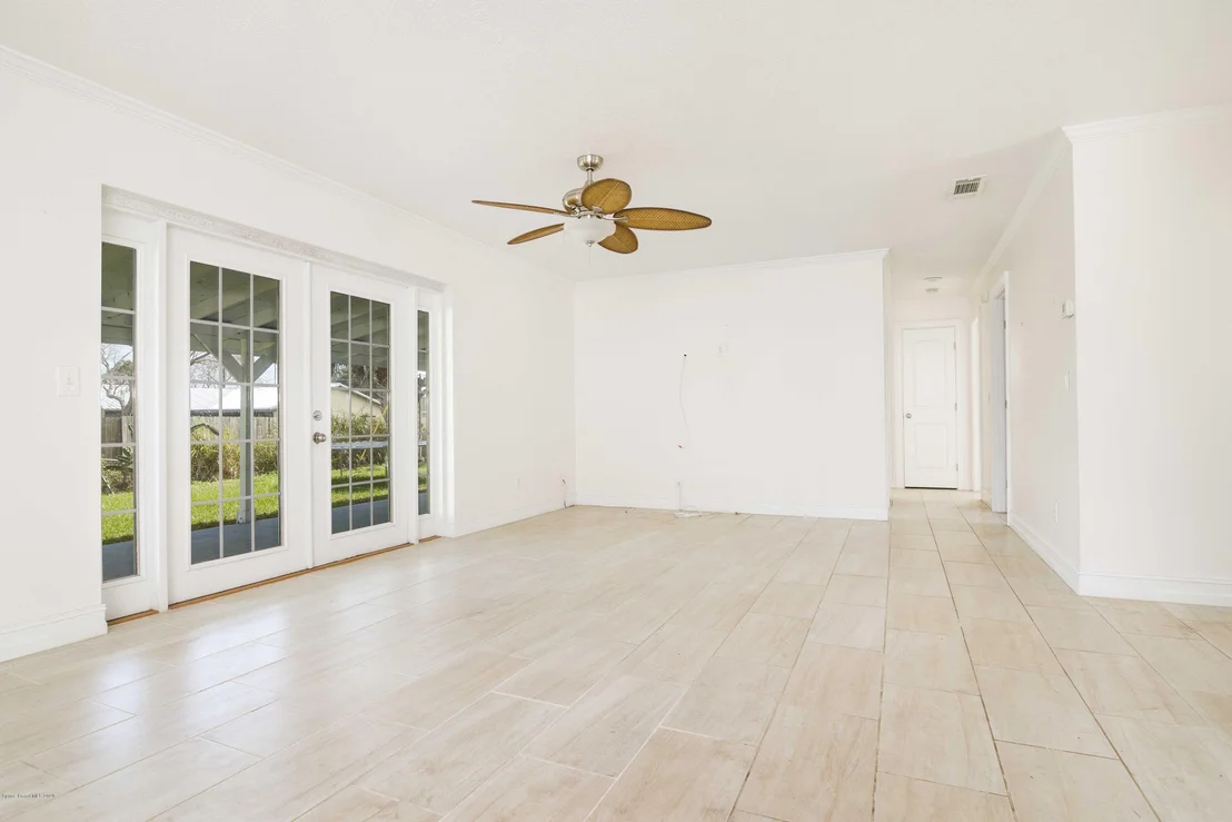 Photo of 1332 Estridge Drive