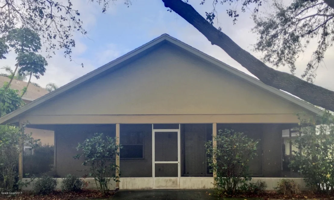 Photo of 3935 Saint Armens Circle