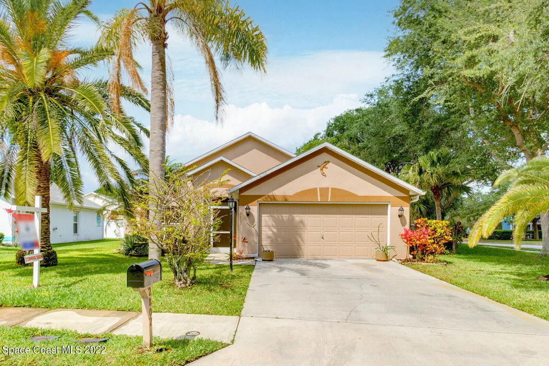 Photo of 2802 Saint Robert Drive