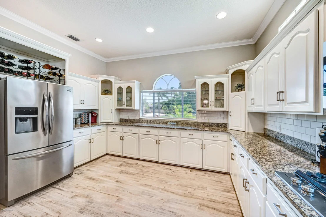 Photo of 120 Oyster Place