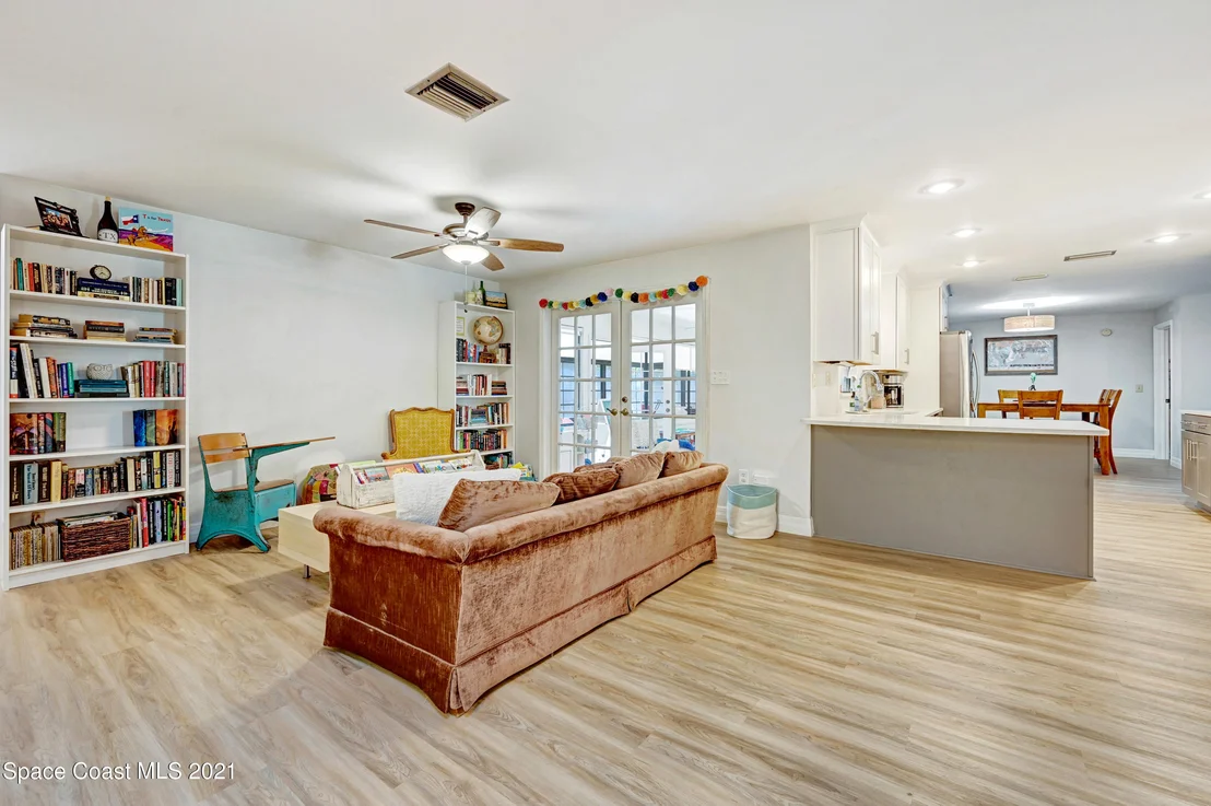 Photo of 556 Chestnut Street