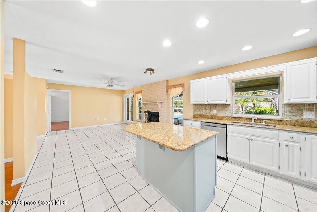 Photo of 340 Albacore Place