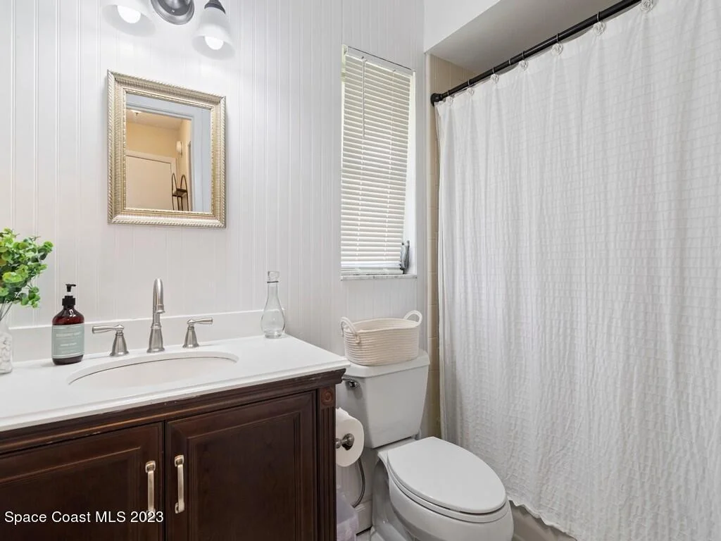 Photo of 2245 4th Place