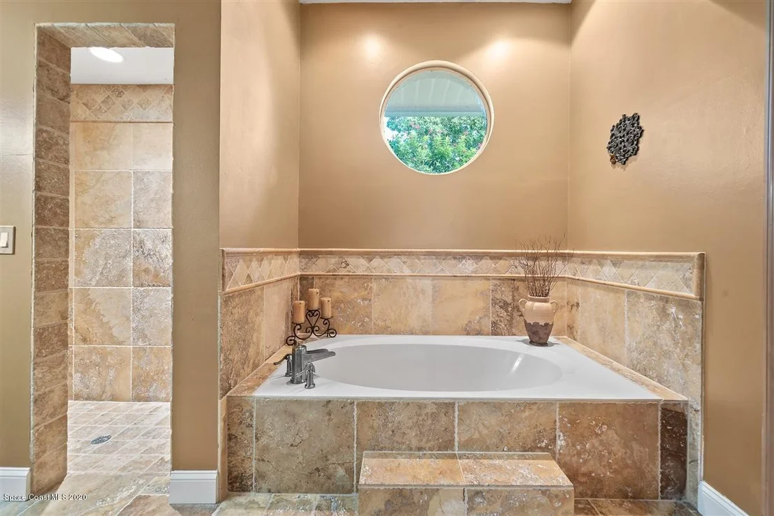 Photo of 1338 Silver Lake Drive