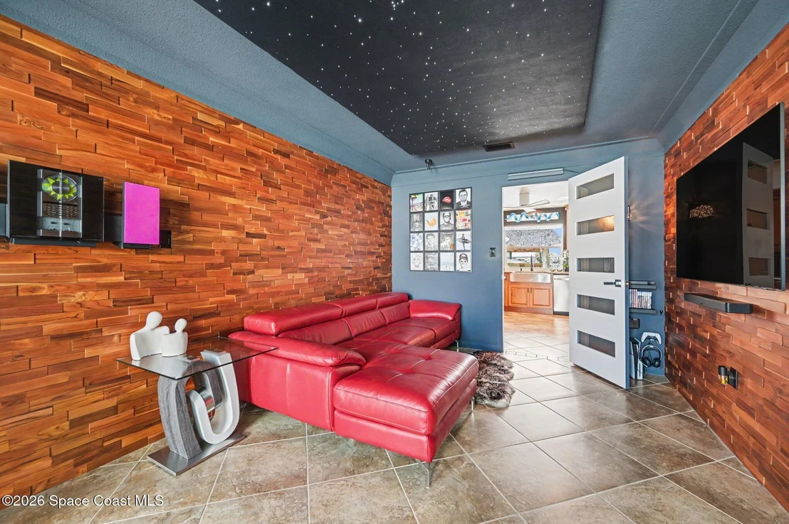Photo of 178 Saint Croix Avenue