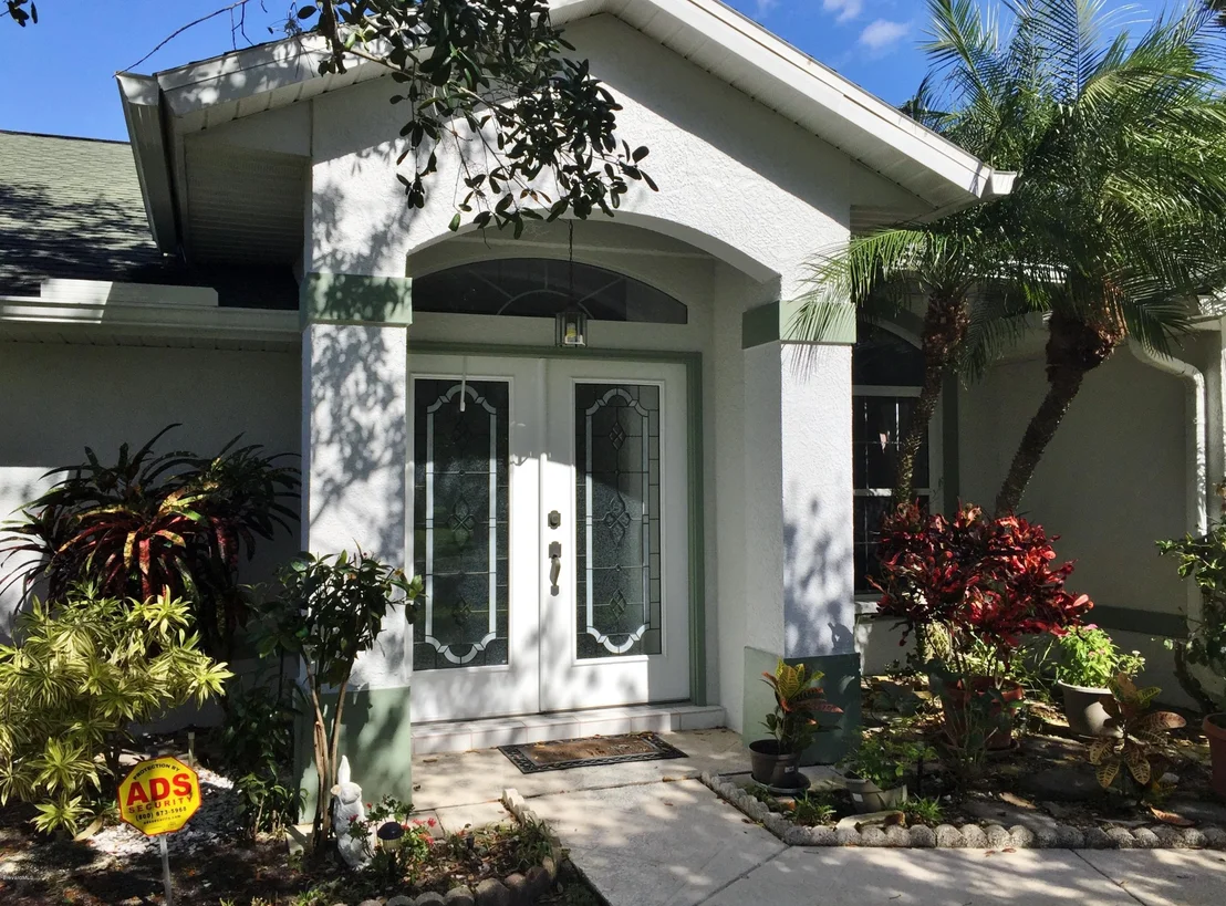 Photo of 1251 NE Meadowbrook Road