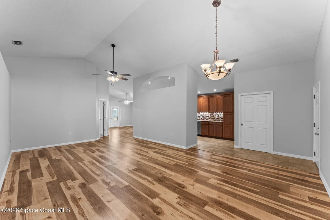 Photo of 1227 Creek Side Circle