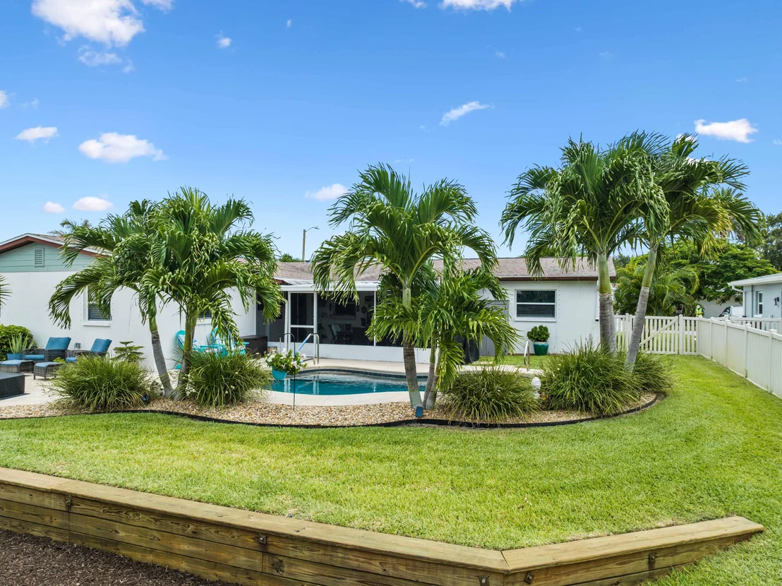 Photo of 420 Sparrow Drive
