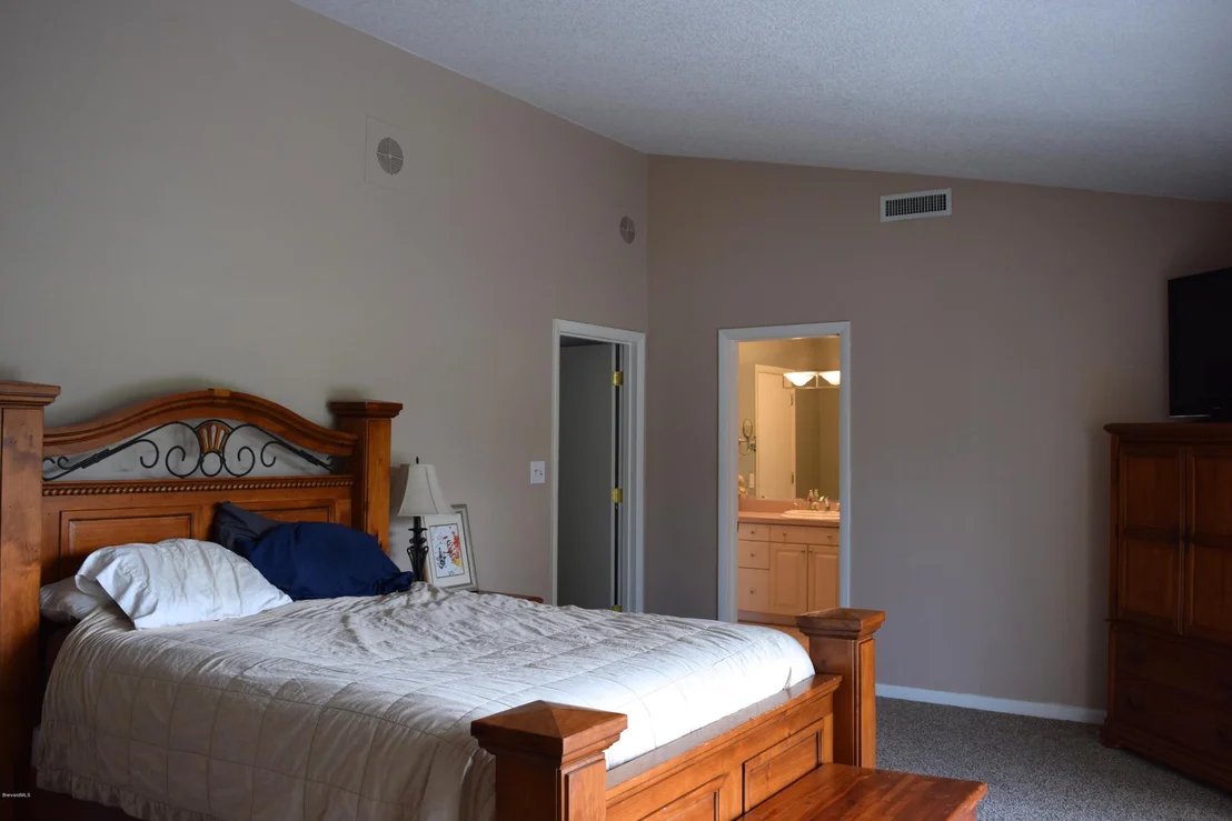Photo of 1022 Barton Boulevard