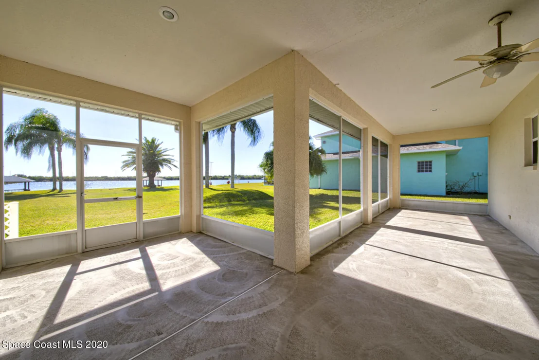 Photo of 1155 Tuckaway Drive