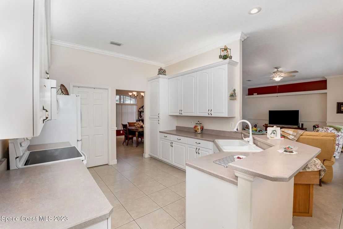 Photo of 1940 Windbrook Drive