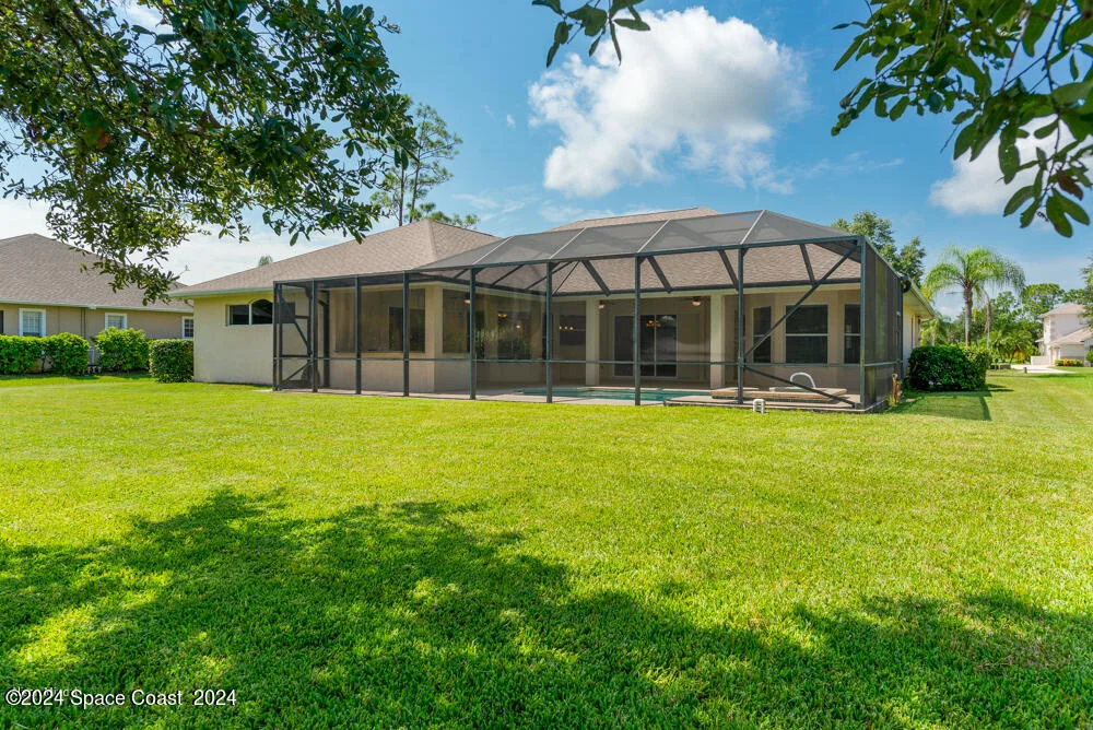 Photo of 2131 Windbrook Drive SE