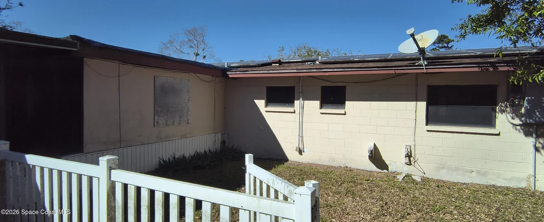 Photo of 2441 Lorna Drive
