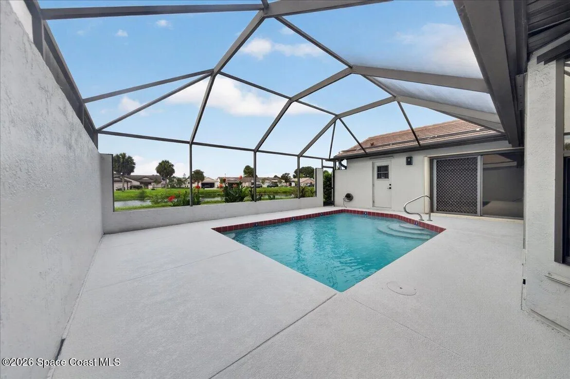 Photo of 340 Oak Haven Drive