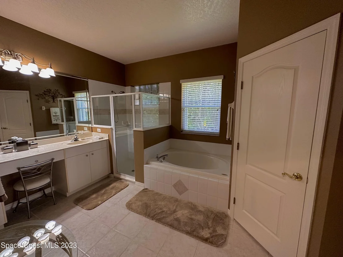 Photo of 910 Misty Creek Drive