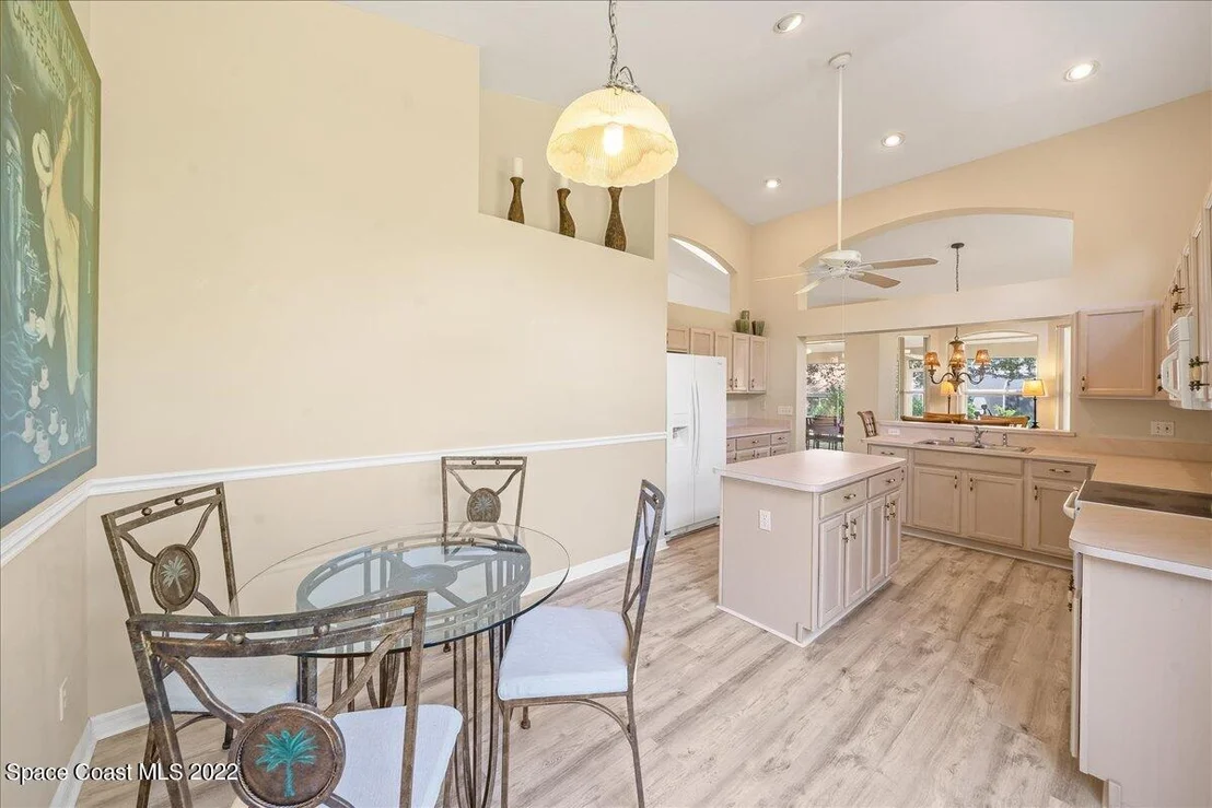 Photo of 7600 Candlewick Drive