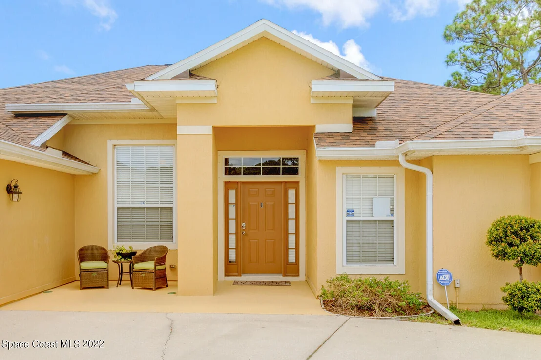Photo of 349 Pebble Hill Way