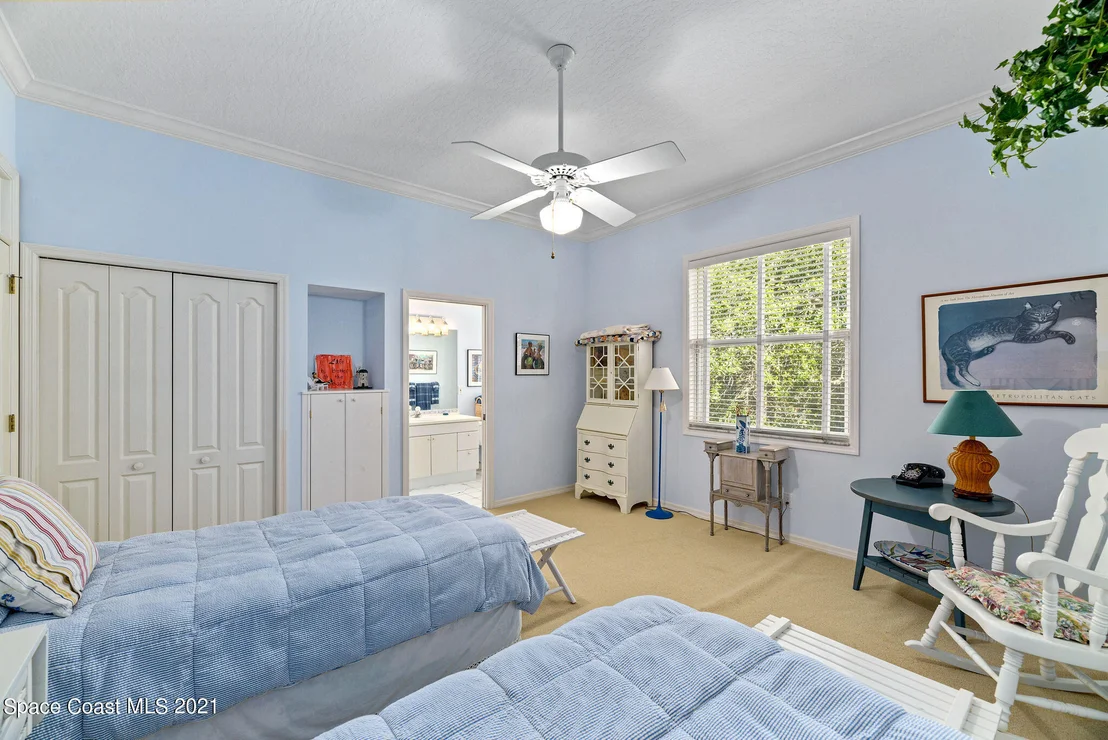 Photo of 176 Bayshore Drive
