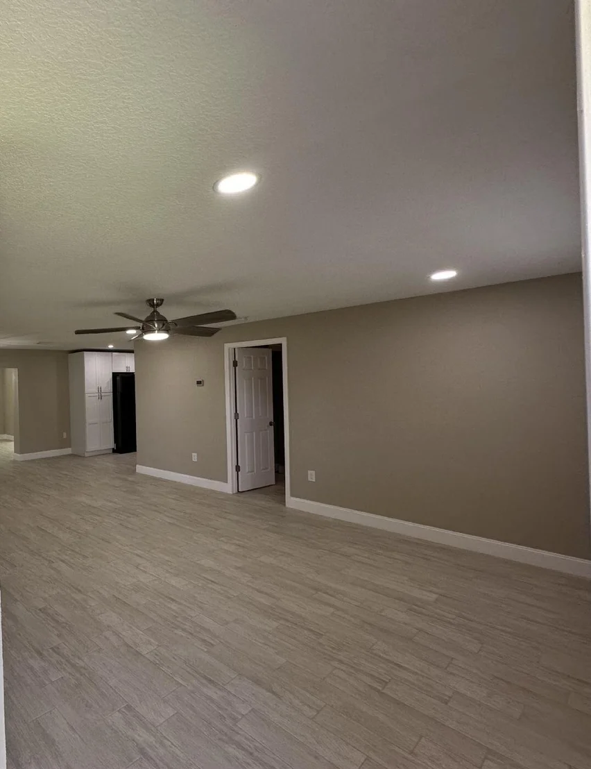 Photo of 761 Aragon Avenue NE