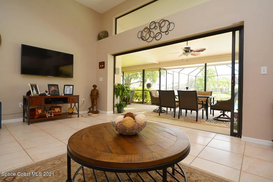 Photo of 1377 Silver Lake Drive