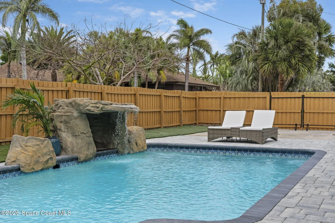Photo of 500 Seabreeze Drive