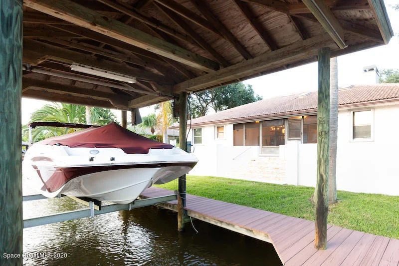 Photo of 6260 Capstan Court