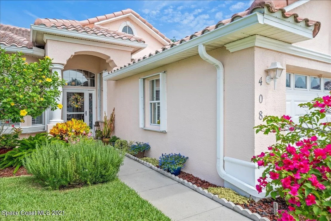 Photo of 408 Renaissance Avenue