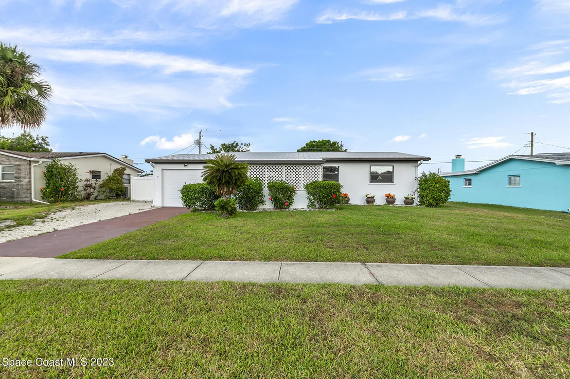 Photo of 521 Buckingham Avenue