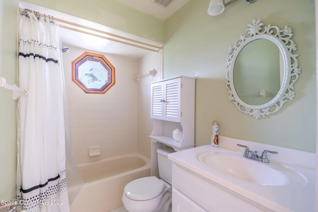 Photo of 573 Orange Avenue