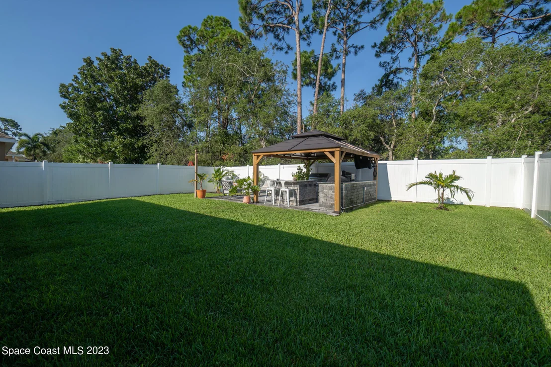 Photo of 362 Waterside Circle
