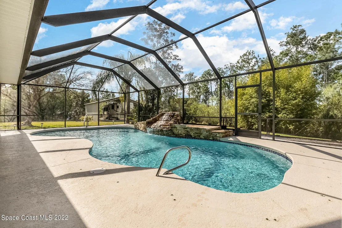 Photo of 5085 Timber Lane Drive