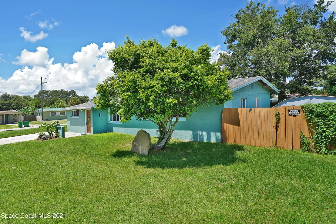 Photo of 2534 Stratford Drive