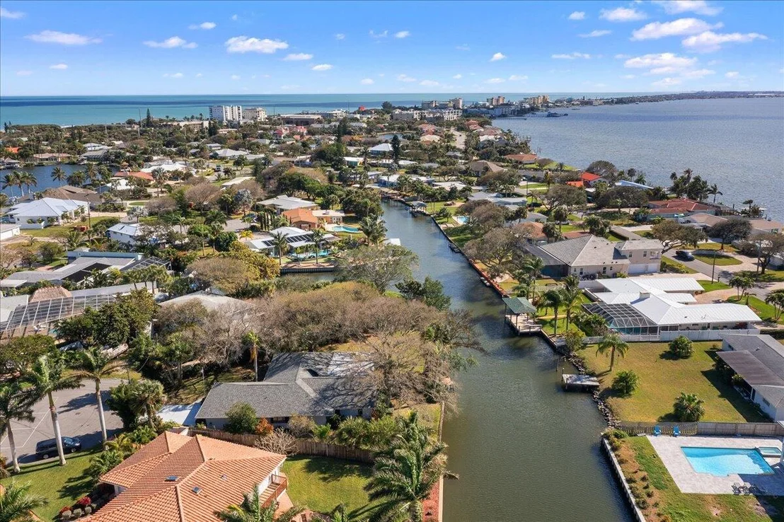 Photo of 1748 Bay Shore Drive