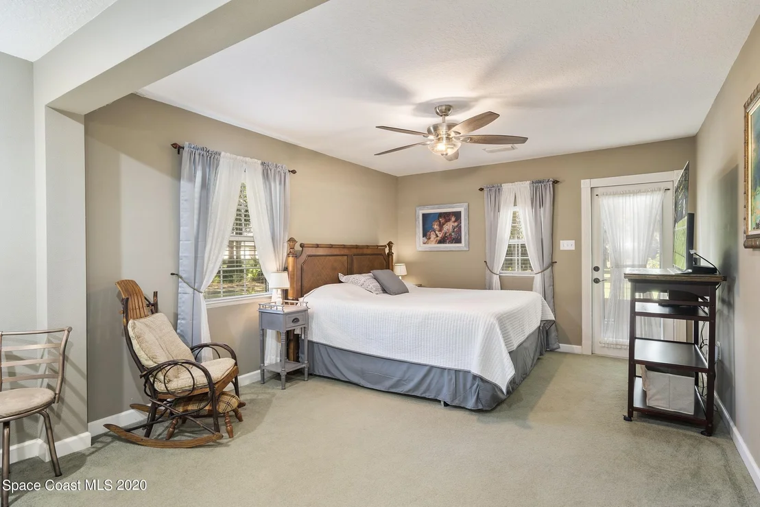 Photo of 1460 Cox Road