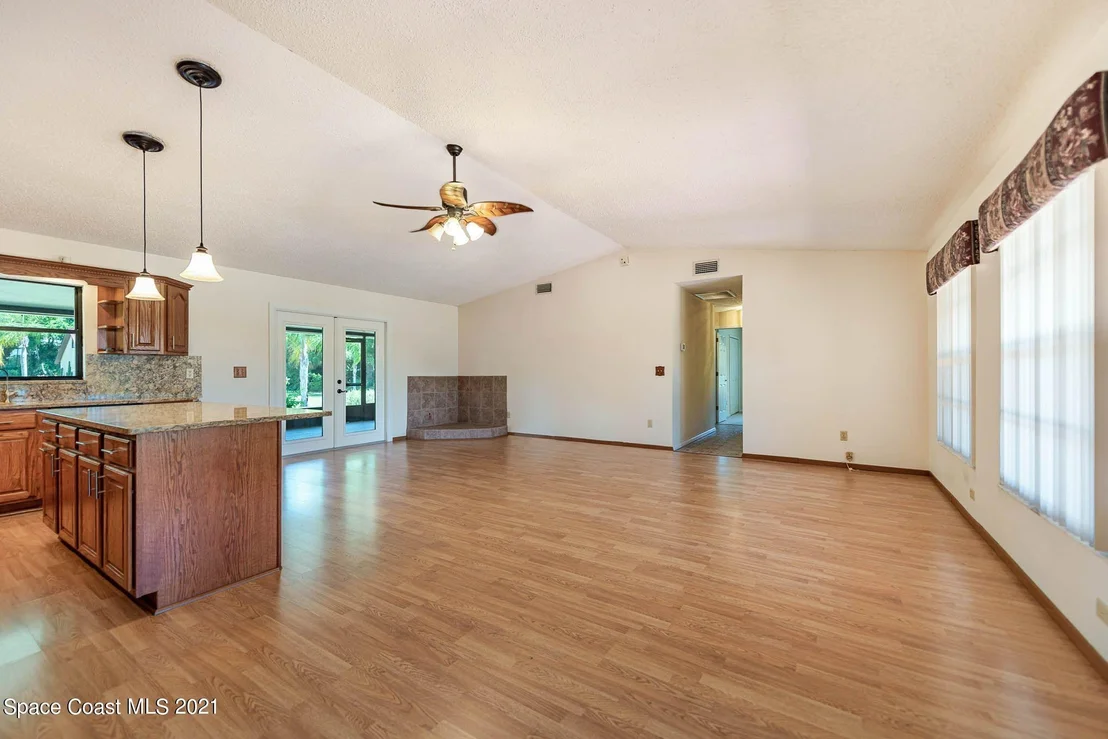 Photo of 3330 Grantline Road