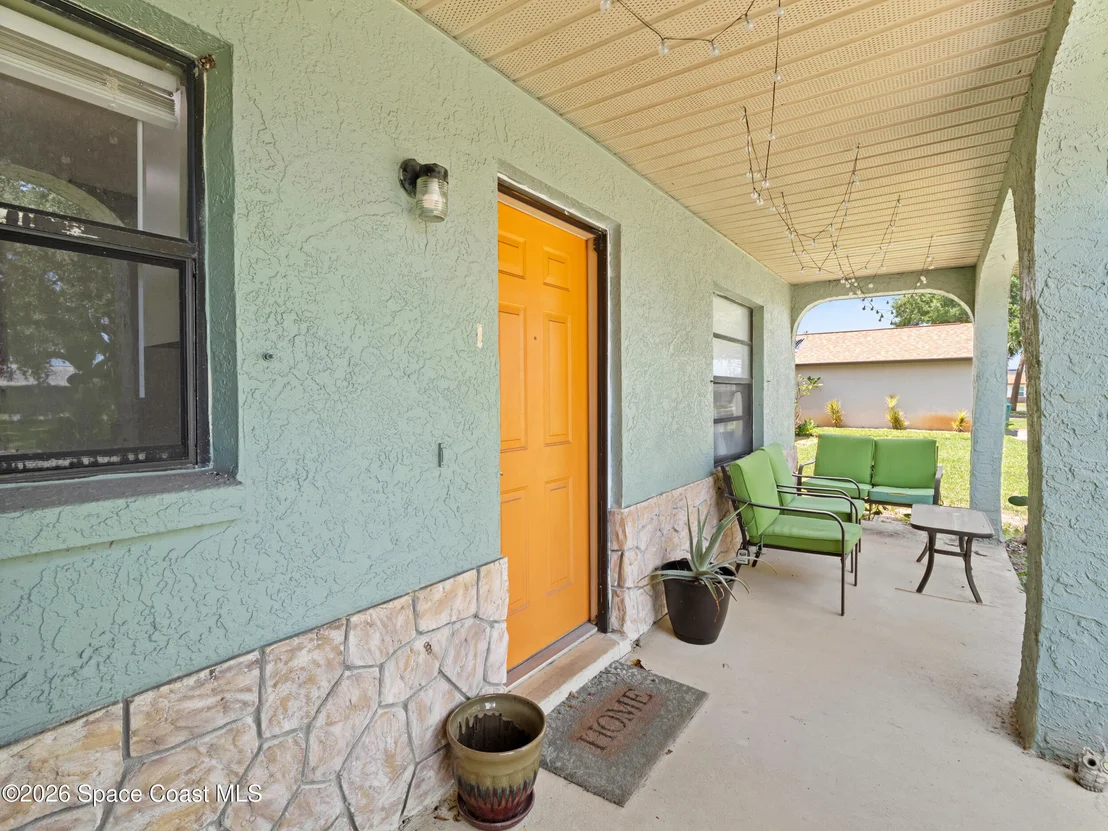 Photo of 192 Cinnamon Bay Lane
