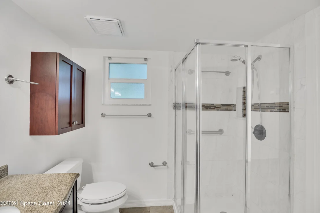 Photo of 4550 Robert Street
