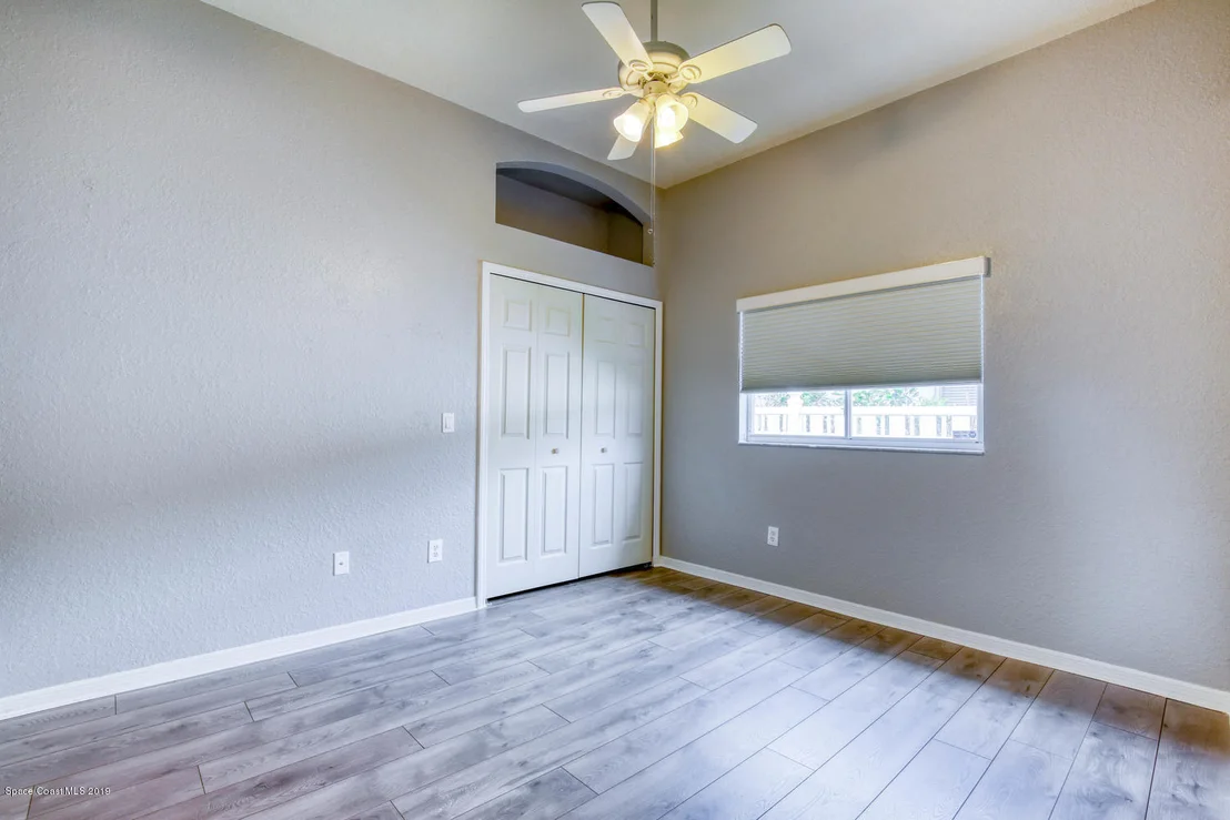 Photo of 984 Carriage Hill Road