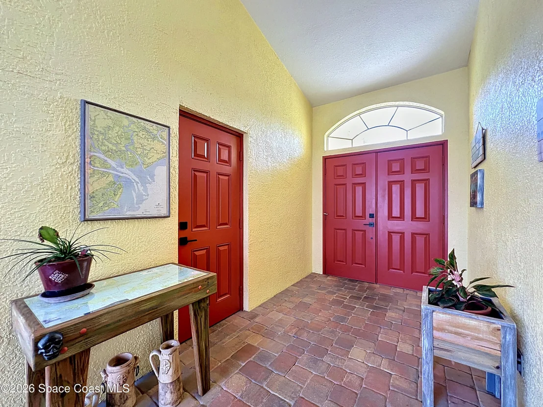 Photo of 1670 Whitman Drive