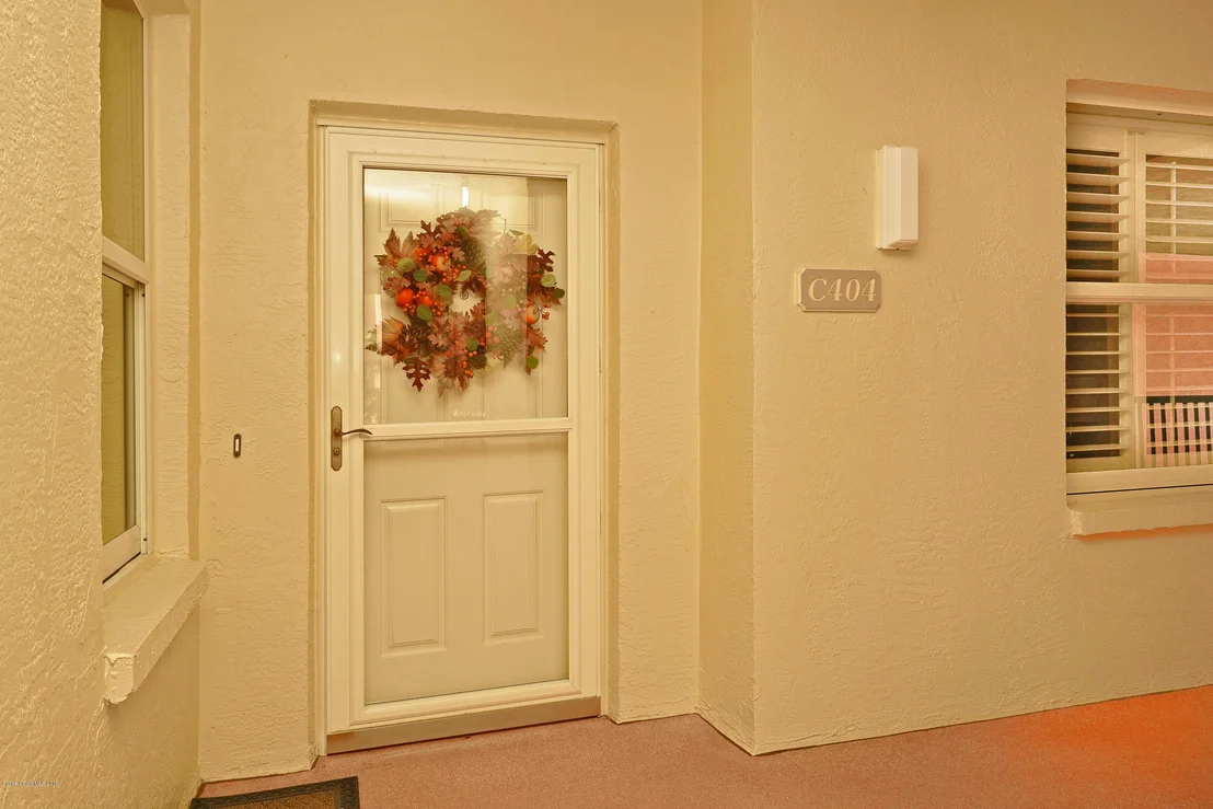 Photo of Unit 404 at 104 Riverside Drive