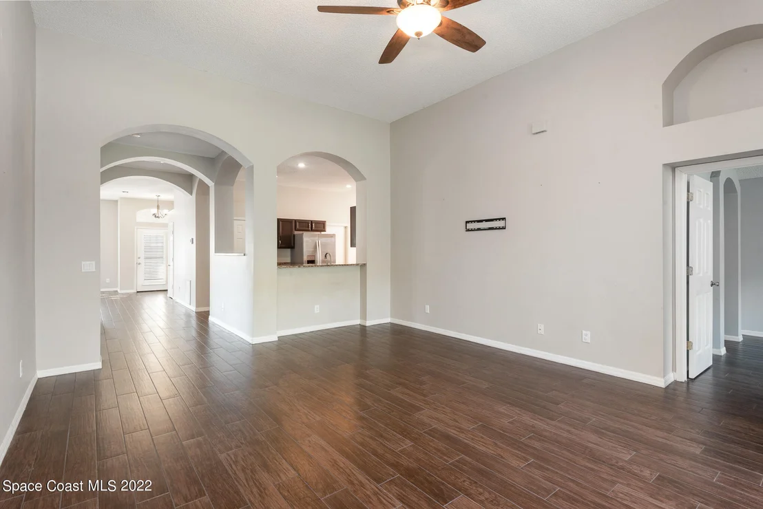 Photo of 1600 Tailfeather Court