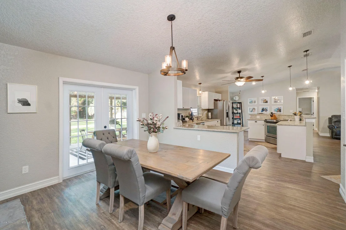 Photo of 3300 Parrish Road