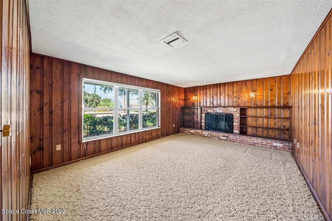 Photo of 211 Mohawk Way