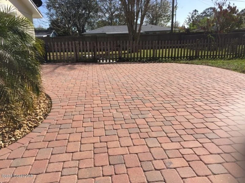 Photo of 1017 Green Road