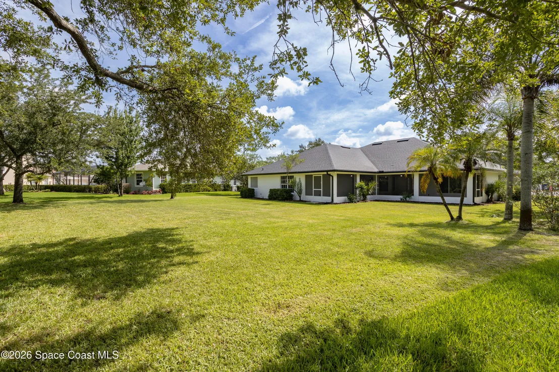 Photo of 2160 Windbrook Drive SE