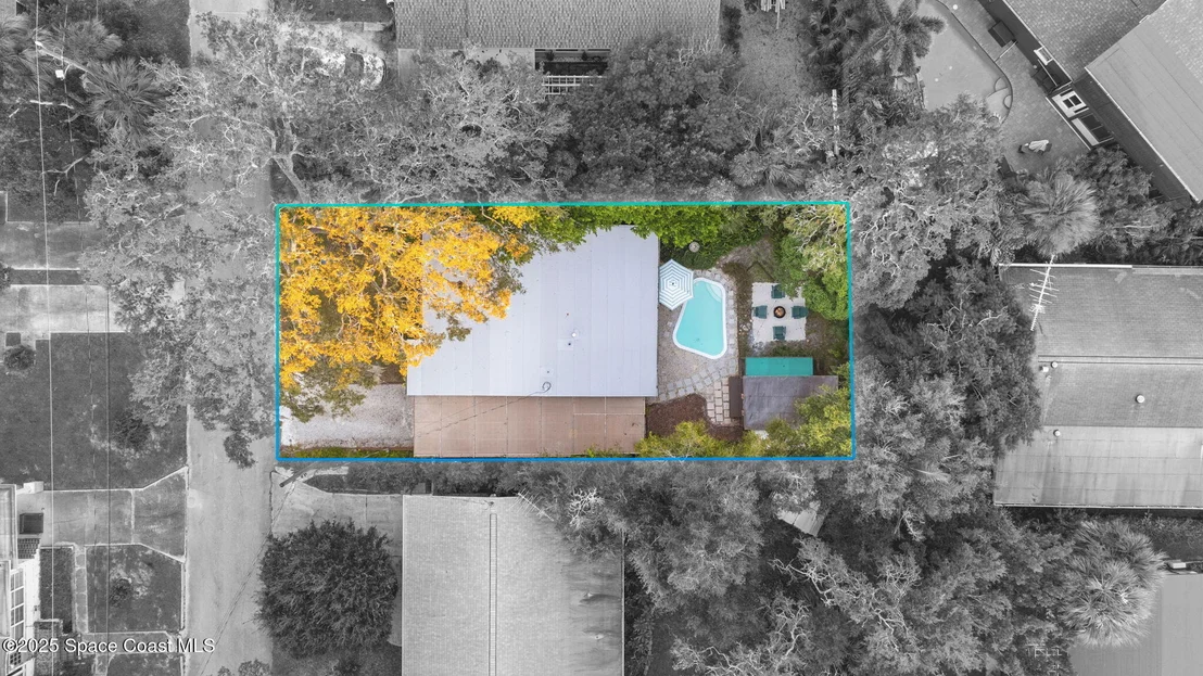 Photo of 597 Old Oak Street