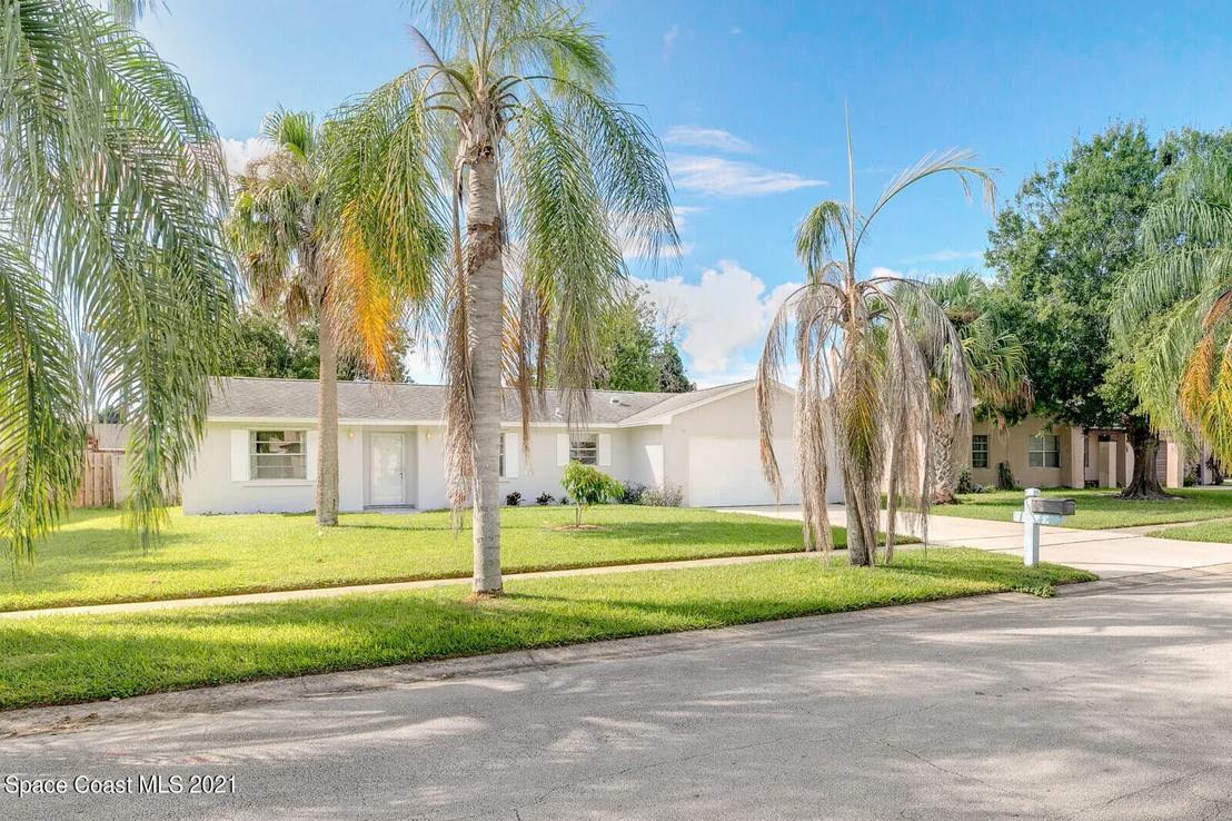 Photo of 1961 Tallpalm Road