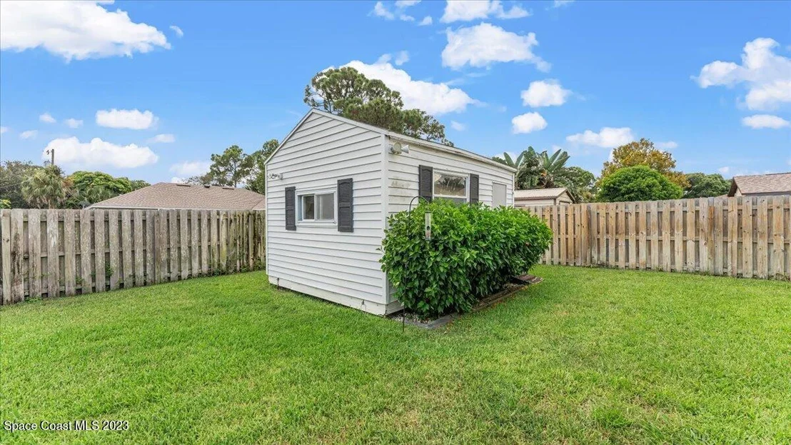 Photo of 987 Sycamore Drive